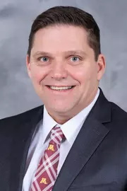 Associate Head Coach Rich Stenger